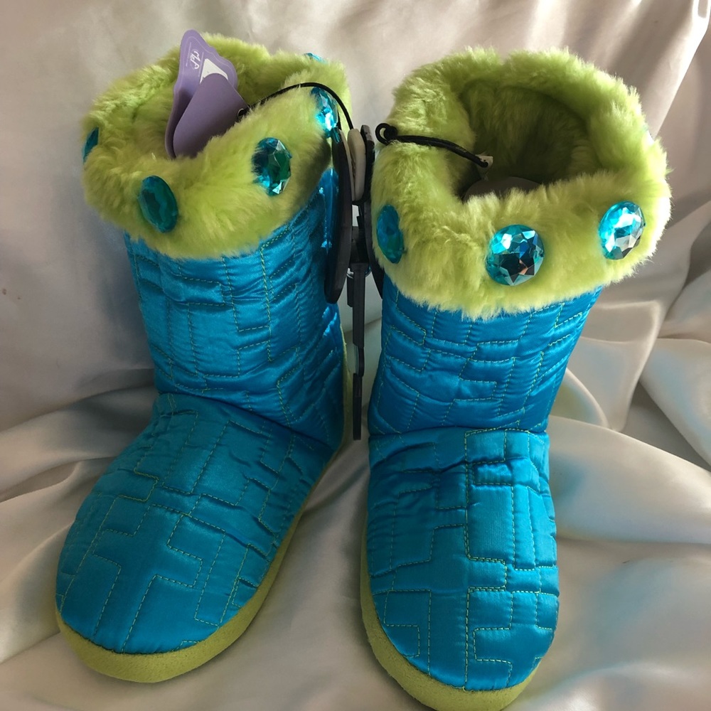 🦋Blazin Roxx Jeweled Boot Slippers Youth 12-13